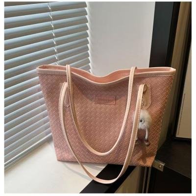 Mat Leather Tote Bag