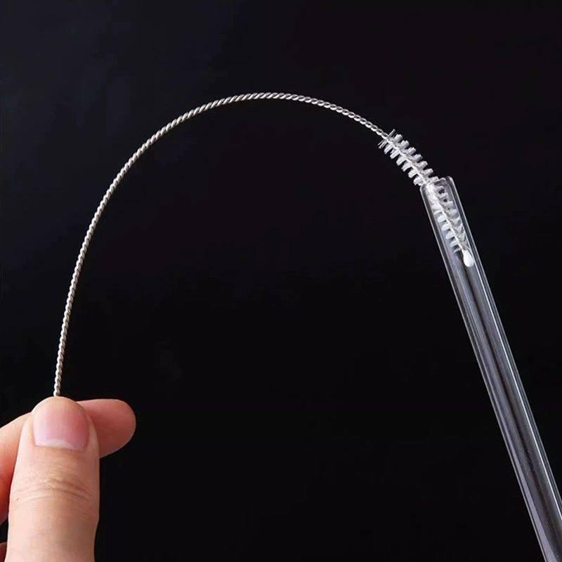 STRAW BRUSH