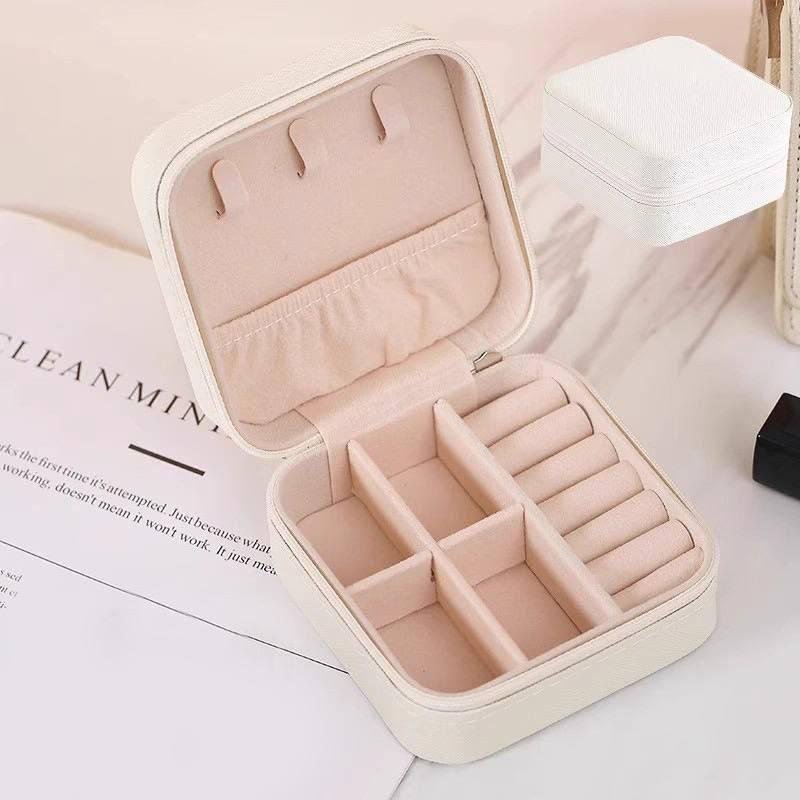 MINI JEWELRY STORAGE